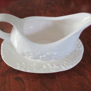 Vintage Gravy Boat 2 piece bowl and oval tray white ceramic with fruit border